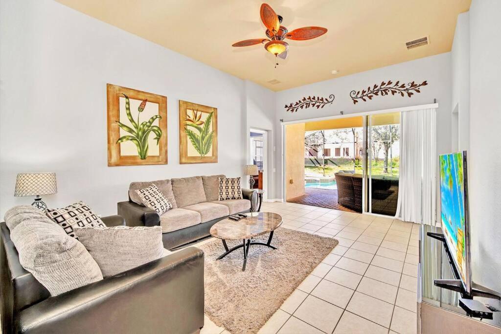 Guardians Theater 5br W Pool Hot Tub Villa Orlando